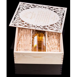 Ażurowa skrzynka na wino z kieliszkami - Grawerowane prezenty i dodatki ślubne